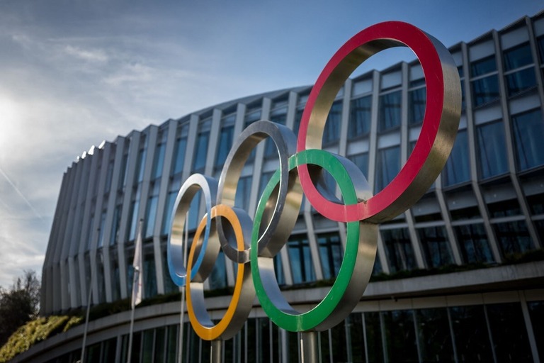 パリ五輪は今年７月２６日に開幕する/Fabrice Coffrini/AFP/Getty Images